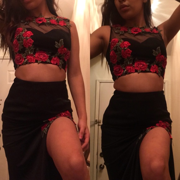 Rose two piece prom dress - Picture 1 of 7